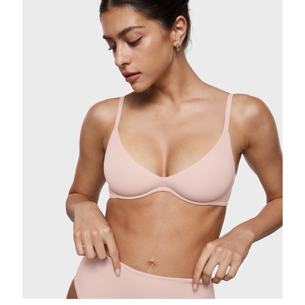 INLYRIC Womens Unlined Scoop Bra Gentle Rose Pink Size 38B Underwire NEW